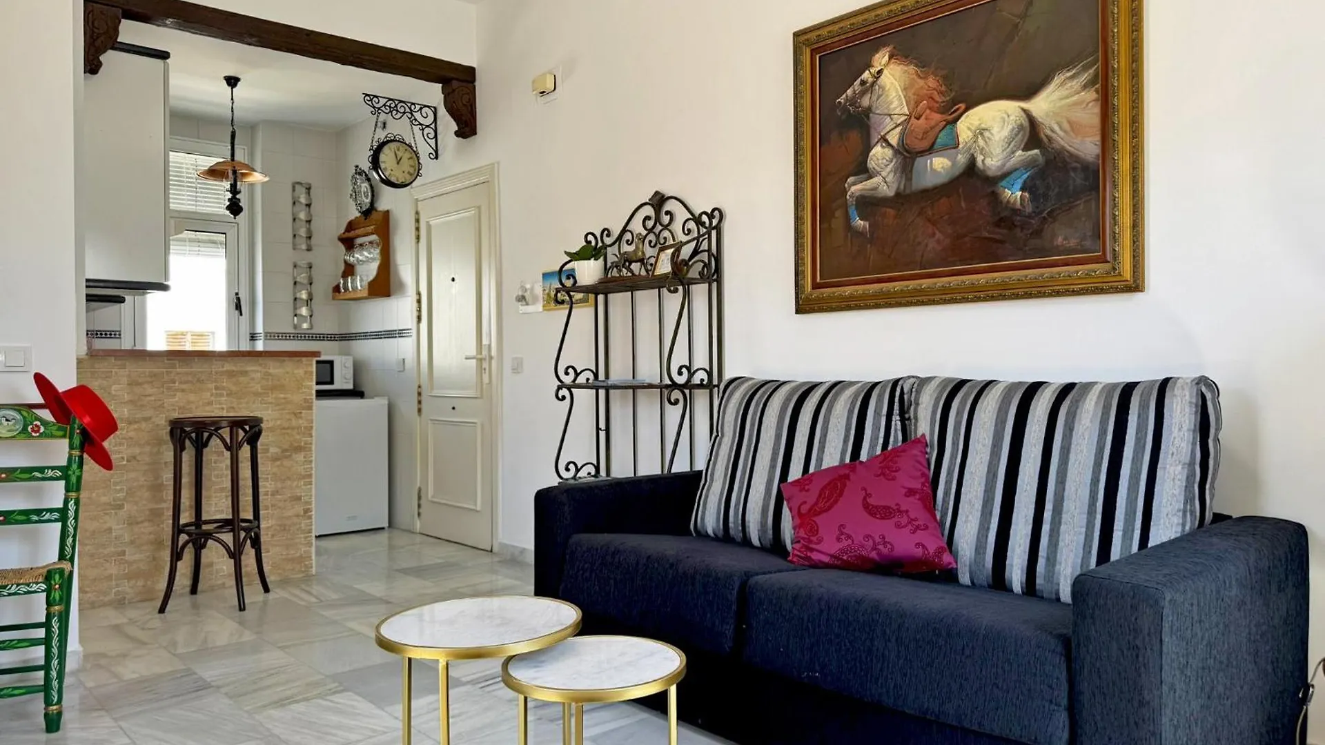 Larga Suite 46 - Ole Solutions Jerez de la Frontera