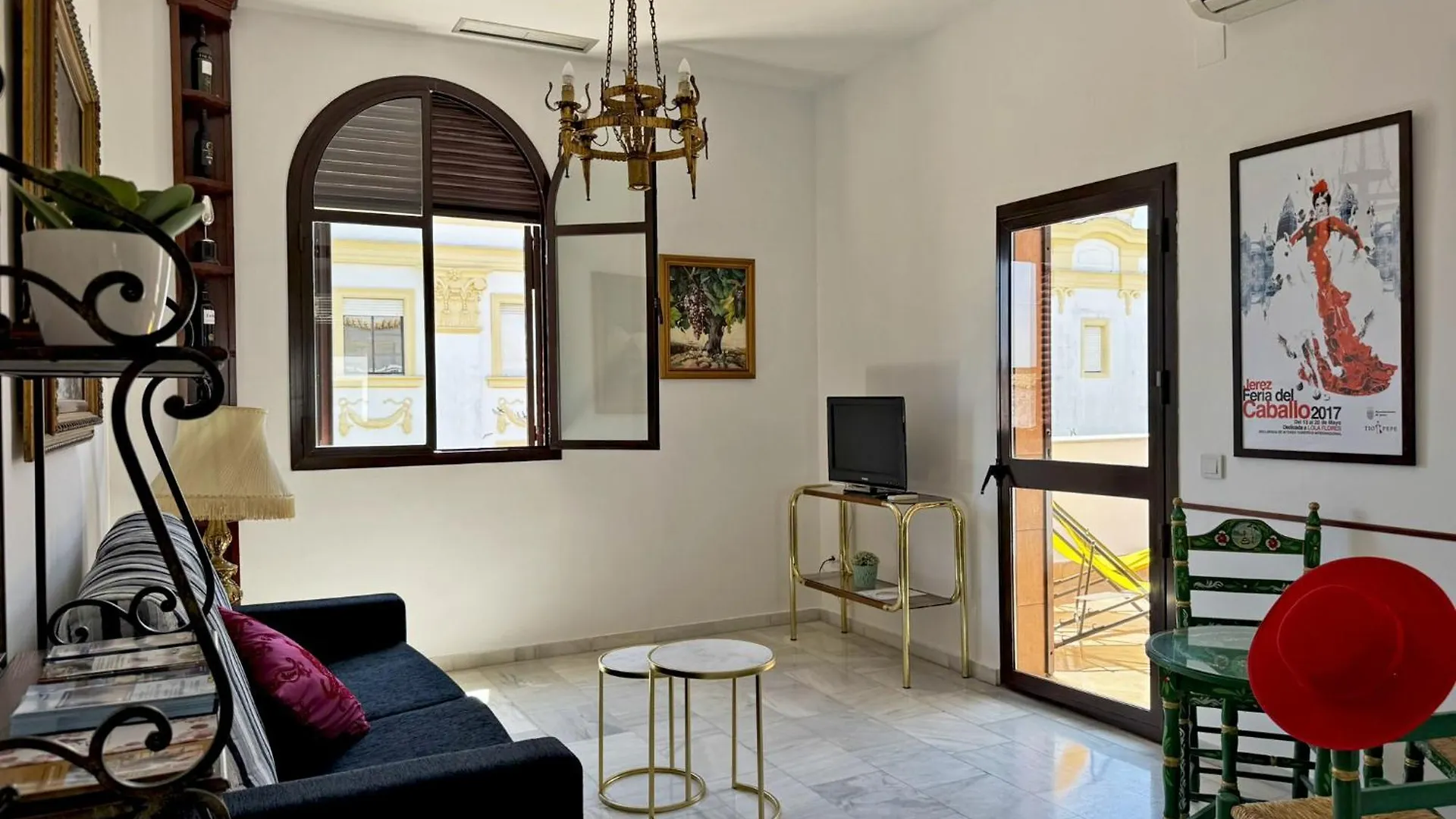 Larga Suite 46 - Ole Solutions Jerez de la Frontera