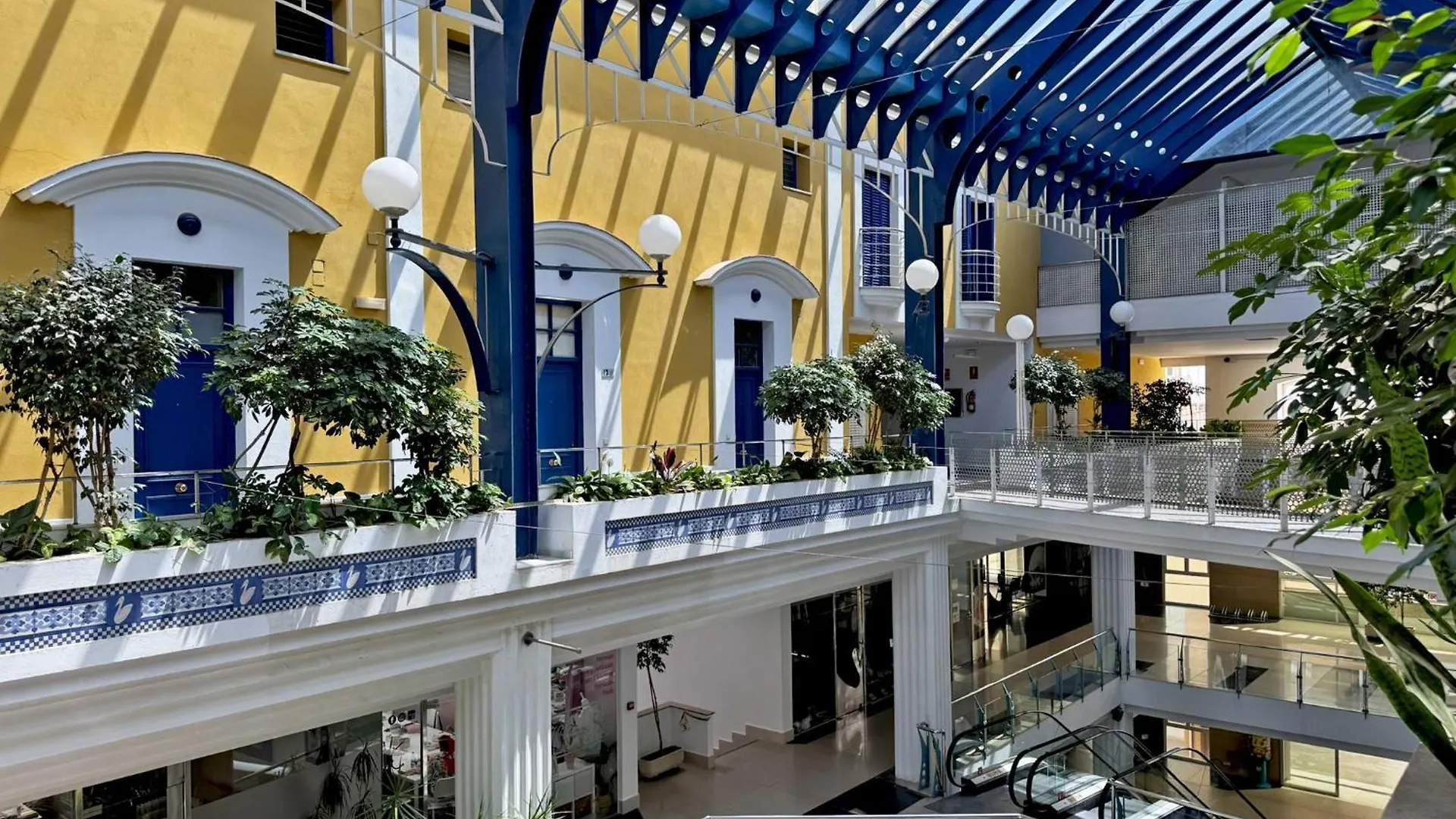 Larga Suite 46 - Ole Solutions Jerez de la Frontera España